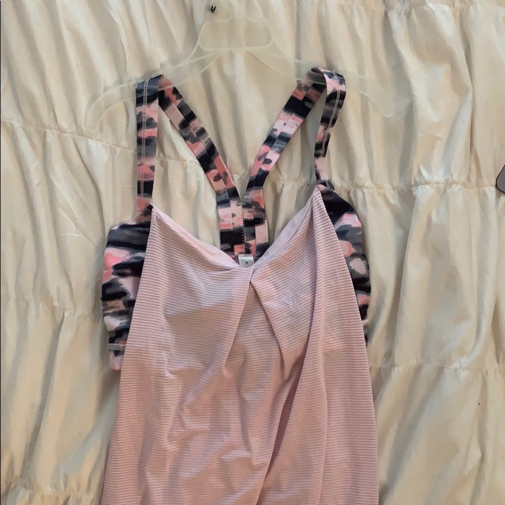 Lululemon Athletica tank built in sports bra
